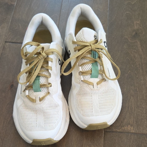 On Running Cloudrunner Sneakers in White, Mint and Tan - Picture 3 of 5